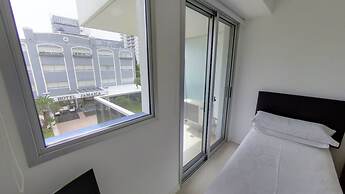 Arenas del Mar Apartments