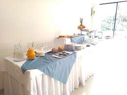 Arenas del Mar Apartments