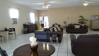 Parkway Inn Airport Motel Miami