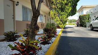 Parkway Inn Airport Motel Miami