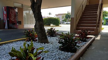 Parkway Inn Airport Motel Miami
