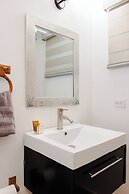 Serenity Rincon Guesthouse