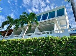 Serenity Rincon Guesthouse