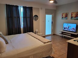 Serenity Rincon Guesthouse