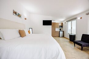 Serenity Rincon Guesthouse