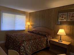 Greenview Motel and RV Park