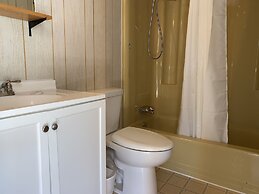 Greenview Motel and RV Park