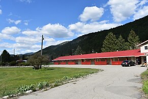 Greenview Motel and RV Park