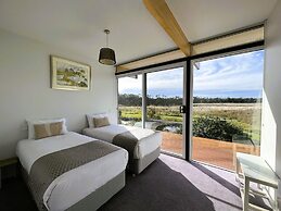 Pelican Point Tasmania
