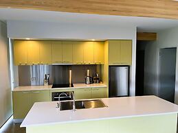 Pelican Point Tasmania