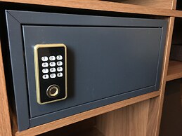 Hotel MyStays Yokohama Kannai