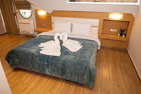 Hotel Epavlis Eleftheriadi