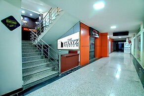 Hotel Staayz Premium