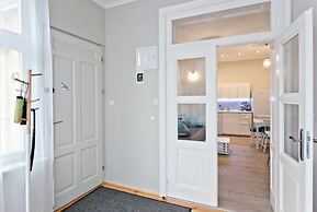 Apartments Happy Hours