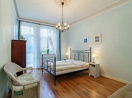 Apartments Happy Hours