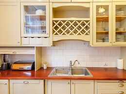 Apartments Happy Hours