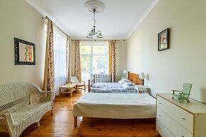 Apartments Happy Hours