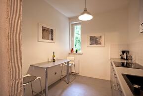 Apartments Happy Hours