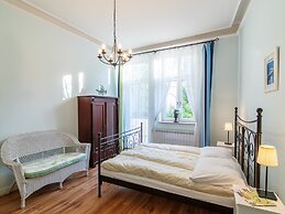 Apartments Happy Hours