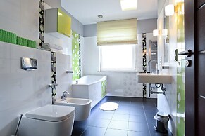 Apartments Happy Hours