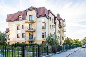 Apartments Happy Hours