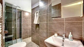 Apartments Happy Hours