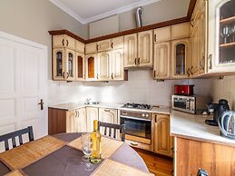 Apartments Happy Hours