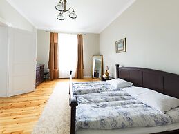 Apartments Happy Hours