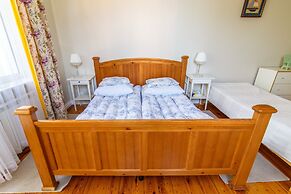 Apartments Happy Hours