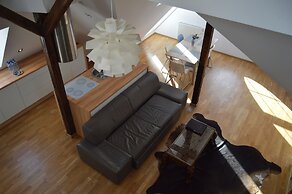 Apartments Happy Hours