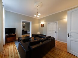 Apartments Happy Hours