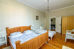 Apartments Happy Hours