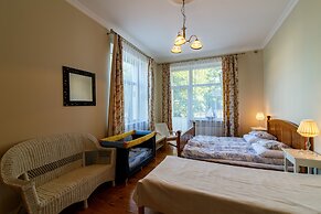 Apartments Happy Hours