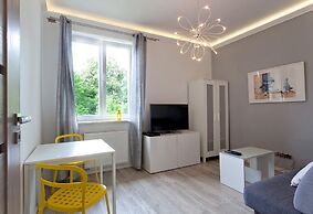 Apartments Happy Hours