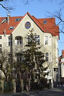 Apartments Happy Hours