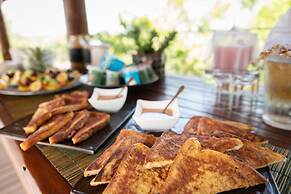 Sausage Tree Safari Camp