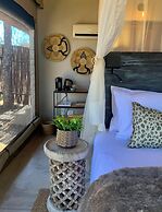 Sausage Tree Safari Camp