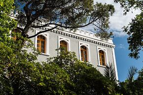 A for Art Design Hotel