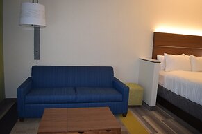 Holiday Inn Express & Suites Ithaca by IHG