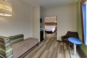 Holiday Inn Express & Suites Ithaca by IHG