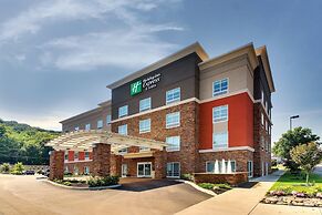 Holiday Inn Express & Suites Ithaca by IHG