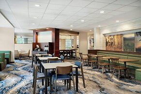 Fairfield Inn & Suites Cincinnati Uptown/University Area