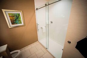 Fairfield Inn & Suites Cincinnati Uptown/University Area