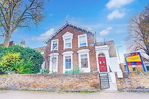 Peckham Room Hotel by Belvilla