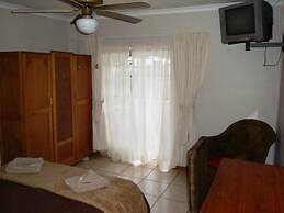 Flintstones Guest House Fourways