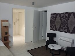 Alma Moura Residences