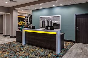 Hampton Inn & Suites Wichita/Airport