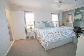 How Sweet The Sound 3 Bedroom Home by RedAwning