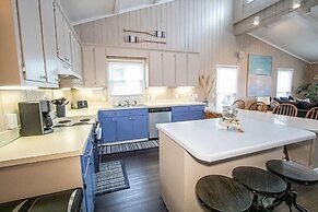 How Sweet The Sound 3 Bedroom Home by RedAwning