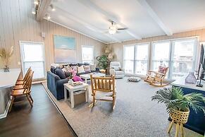 How Sweet The Sound 3 Bedroom Home by RedAwning